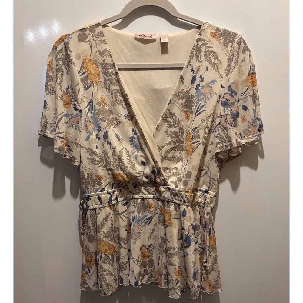 Willow Root Blouse Size Small Pit To Pit 17" L 21" Romance Love Princess